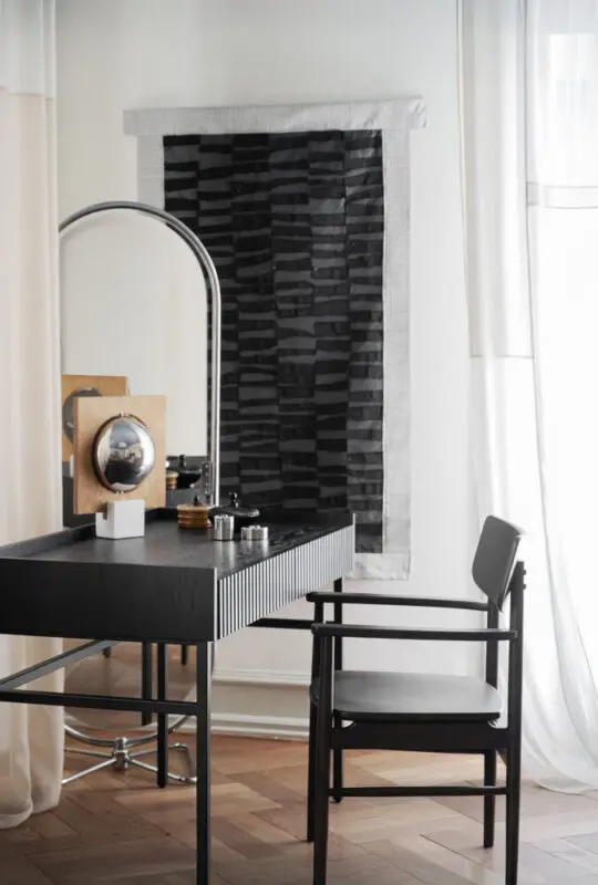 Rowico Halifax kirjoituspöytä, musta - Image 7