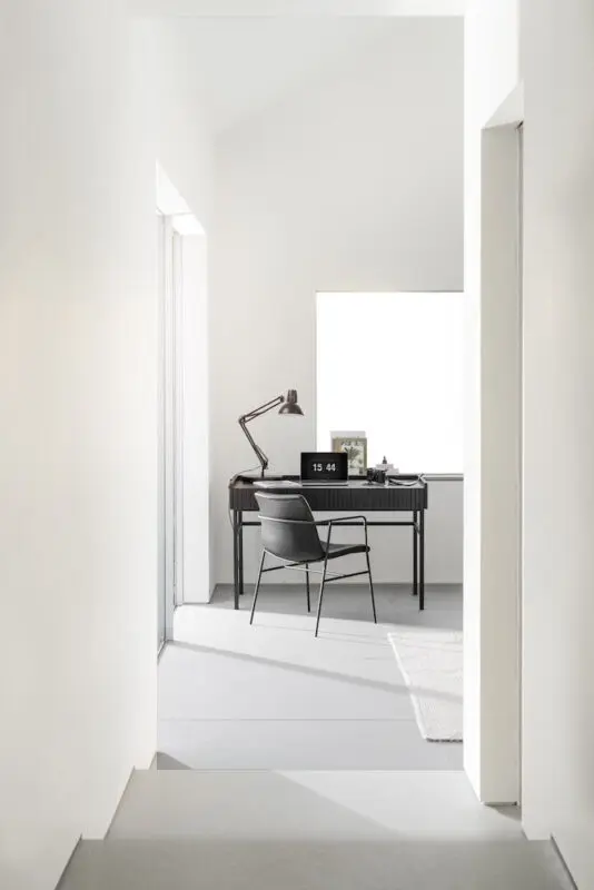 Rowico Halifax kirjoituspöytä, musta - Image 8