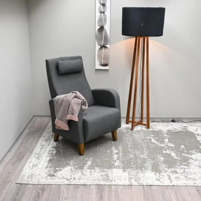 Village´s Dione taupe matto easy care