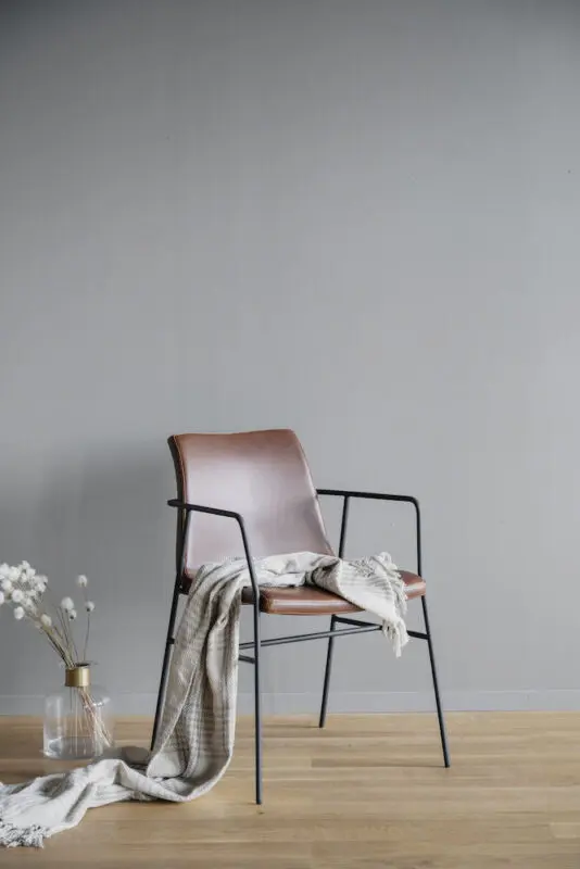 Rowico Huntingbay tuoli käsinojilla, ruskea - Image 4