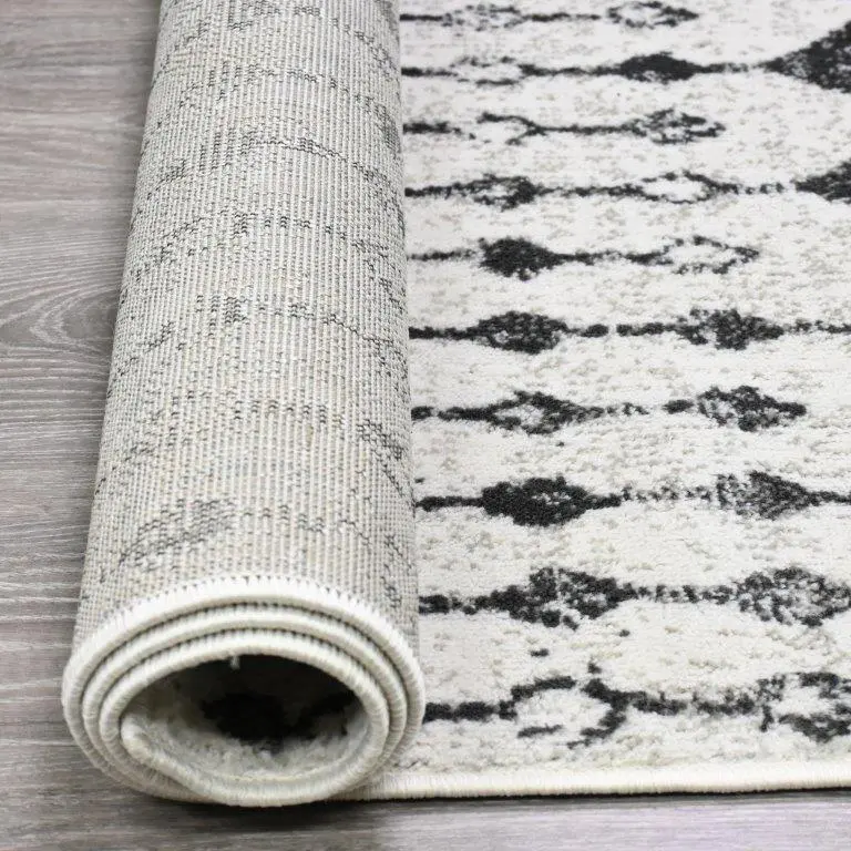 Village´s Jana valkoinen matto - Image 4