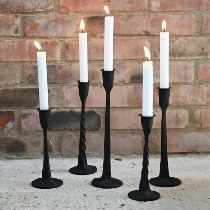 Kynttilänjalka taottu metalli musta medium 513685