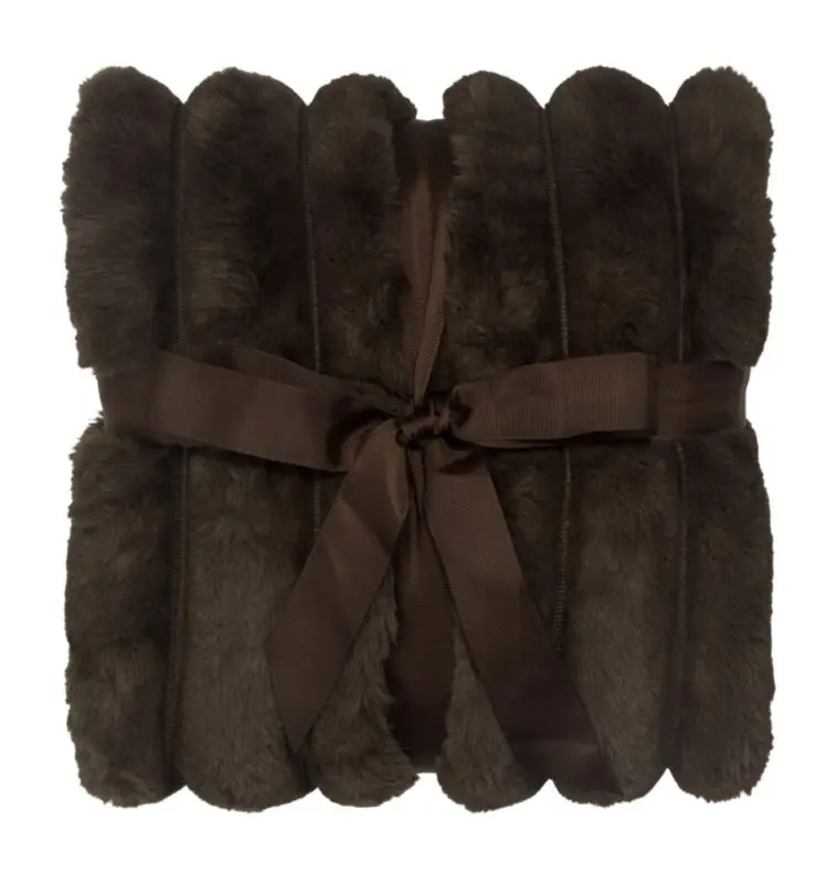 Skinnwille Wave blanket dark Brown L 140x220cm - Image 5