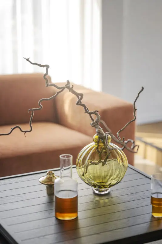 Rowico Deerfield sohvapöytä 70x70 cm ruskea - Image 5