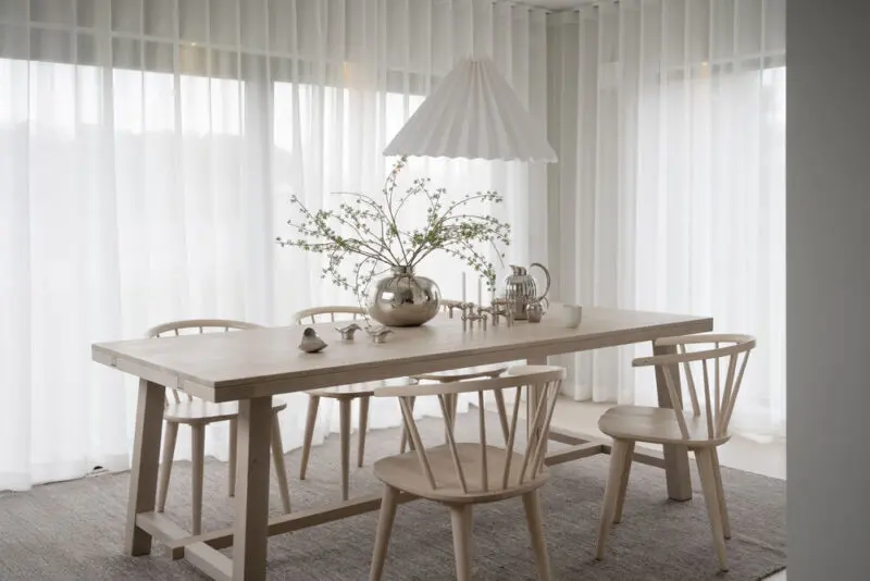 Rowico Brooklyn pöytä 95x220cm valkopestytammi - Image 13