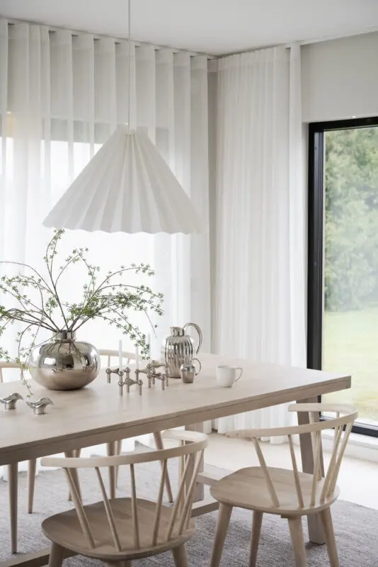 Rowico Brooklyn pöytä 95x220cm valkopestytammi - Image 10