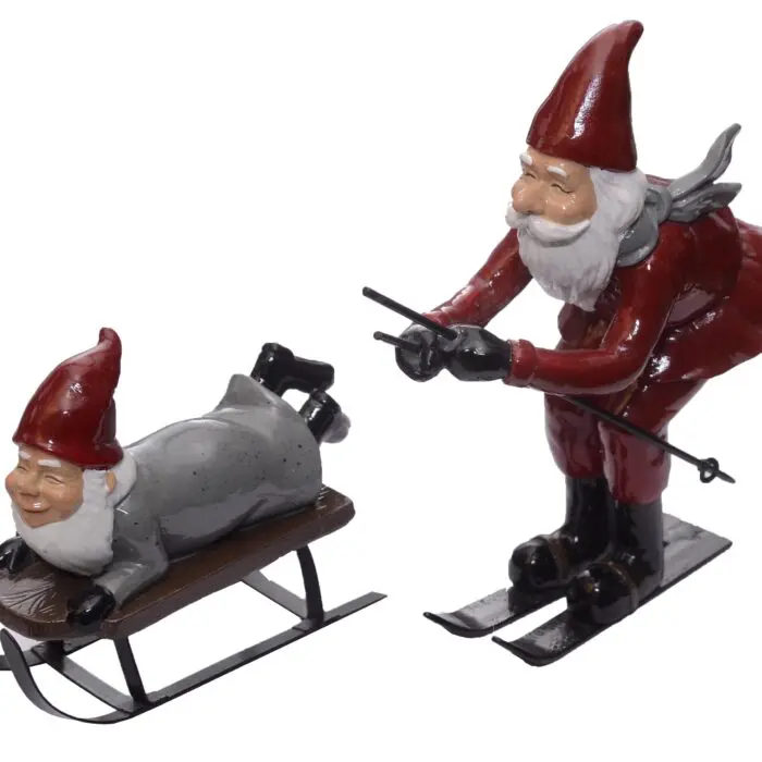 Tonttu kelkkailee Harvesttime