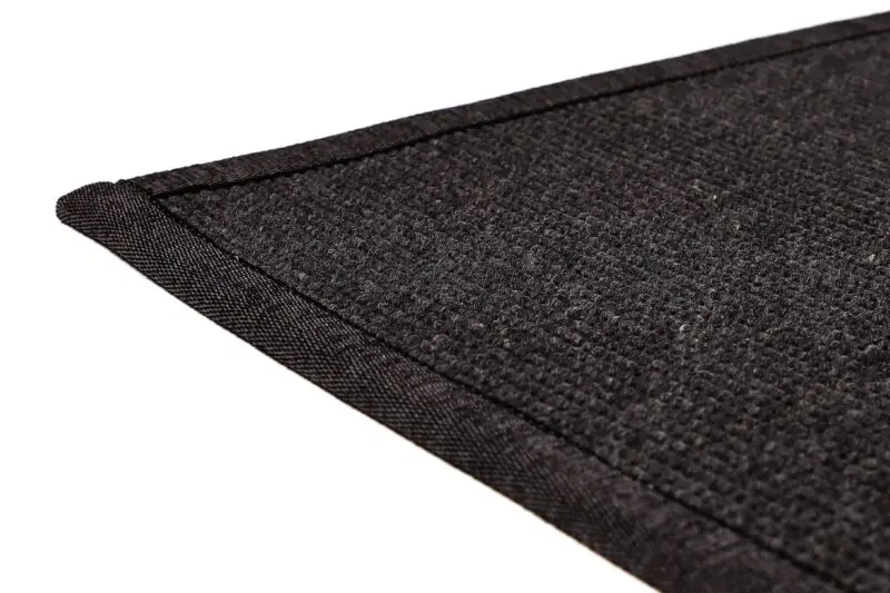 VM Carpet Esmeralda-matto 79 musta, useita kokoja