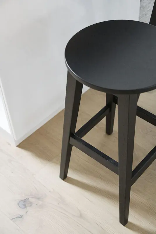 Rowico Austin baarijakkara, musta - Image 8