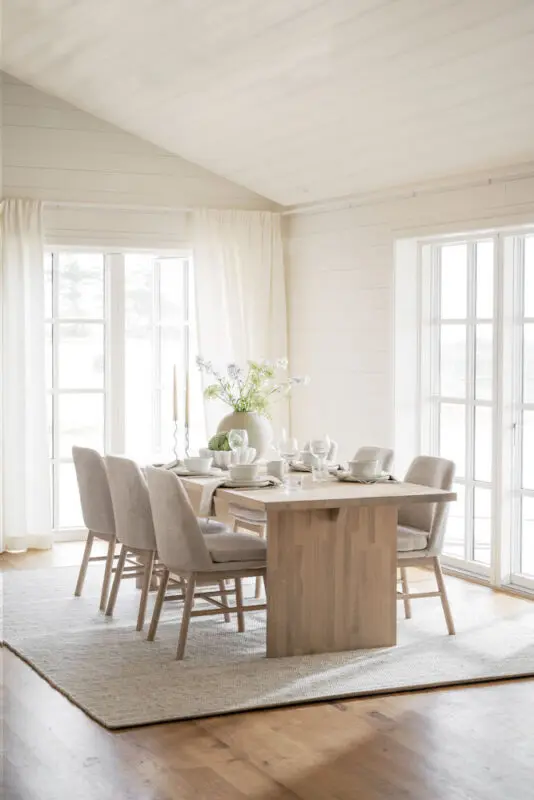 Rowico Amesbury ruokailutuoli beige/valkopestytammi - Image 12