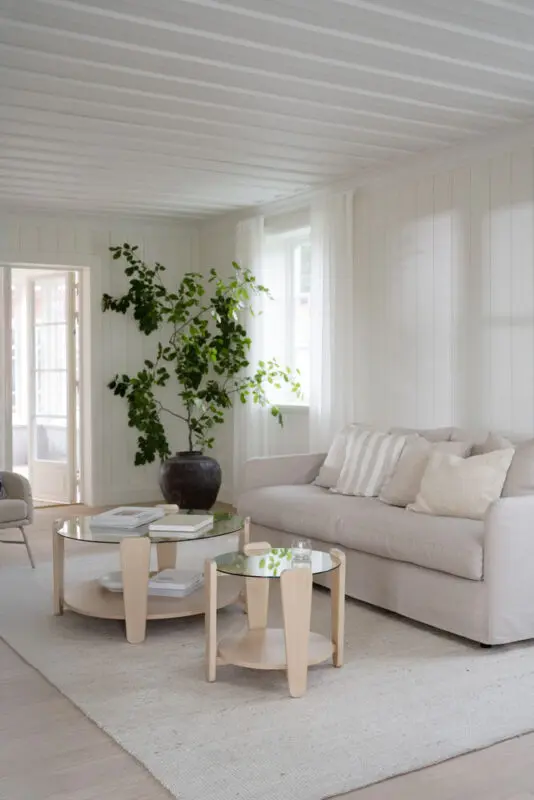 Rowico Arran sohvapöytä Ø93cm valkopestytammi/lasikansi - Image 4