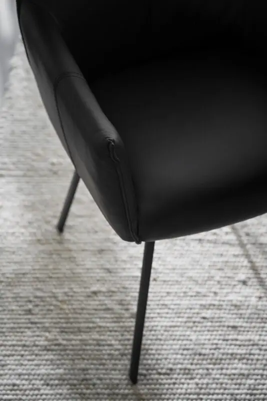 Rowico Hinckley käsinojatuoli musta nahka - Image 5