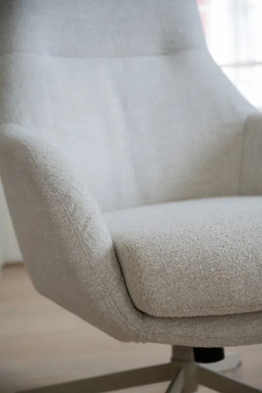 Rowico Conroe nojatuoli, vaaleabeige - Image 8