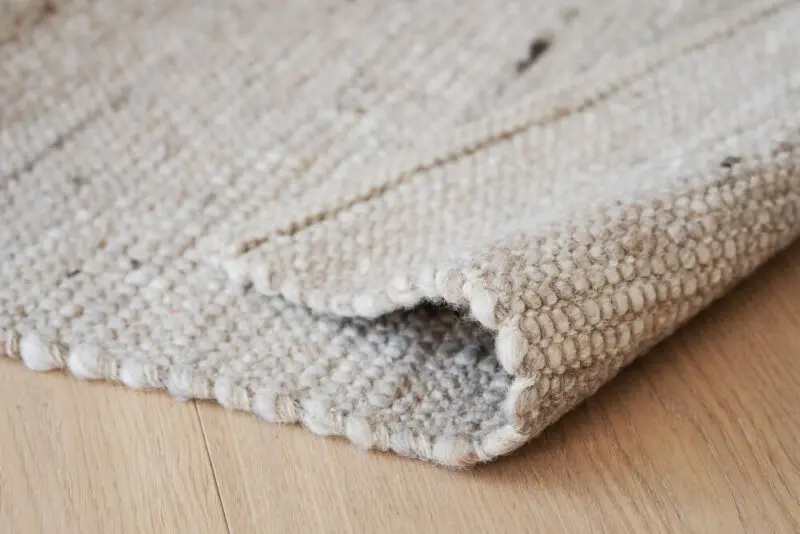 Rowico Donegal-villamatto vaaleabeige, eri kokoja