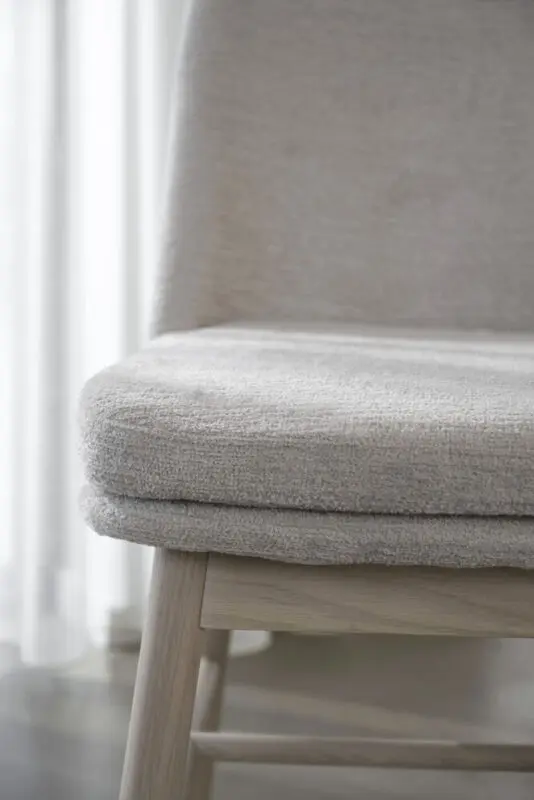 Rowico Amesbury ruokailutuoli beige/ruskea - Image 4