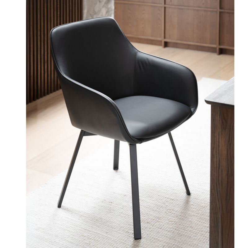 Rowico Alison käsinojallinen tuoli musta nahka/mustat metallijalat