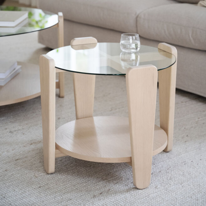 Rowico Arran sohvapöytä Ø52cm valkopesty tammi/lasikansi