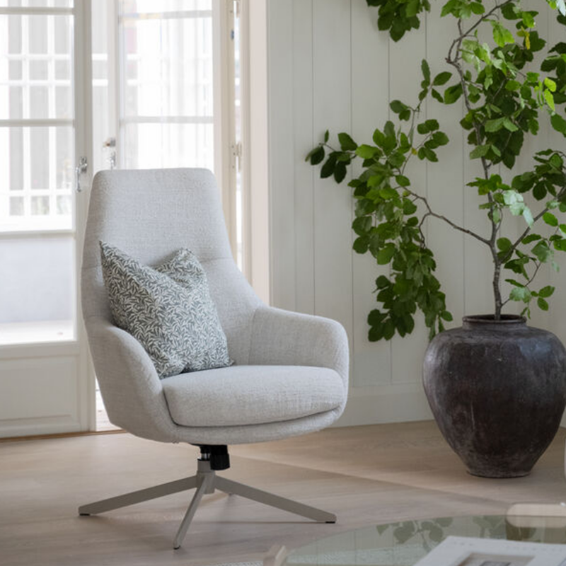 Rowico Conroe nojatuoli, vaaleabeige