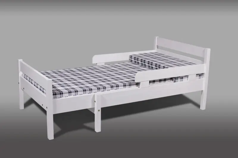 Jatkettava lasten sänky kuultovalkoinen