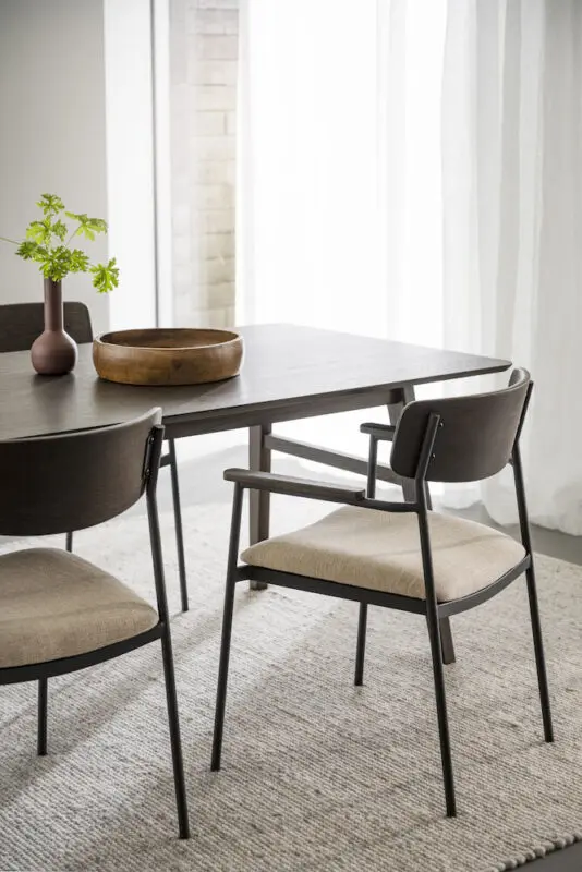 Rowico Maymont ruokailutuoli käsinojilla, ruskea - Image 11