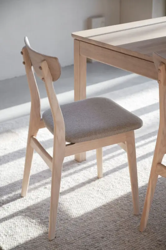 Rowico Rodham ruokailutuoli, valkopestytammi / harmaa-beige - Image 6