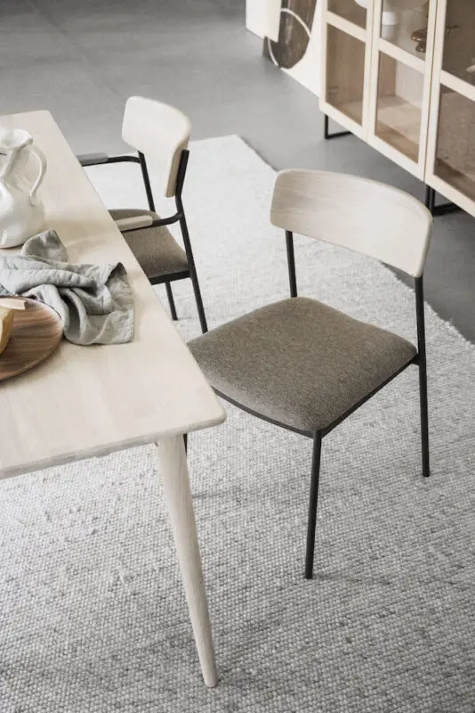 Rowico Maymont ruokailutuoli, valkopestytammi - Image 6