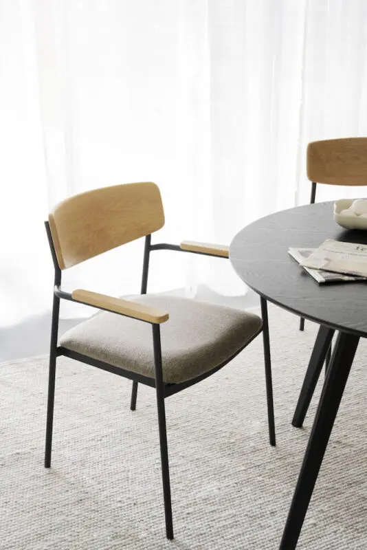 Rowico Maymont ruokailutuoli käsinojilla, tammi - Image 7