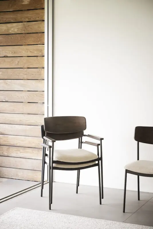 Rowico Maymont ruokailutuoli käsinojilla, ruskea - Image 8