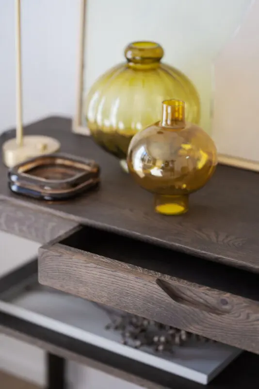 Rowico Markham sivupöytä, ruskea - Image 3