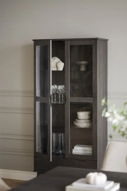 Rowico Filippa vitriinikaappi korkea, ruskea - Image 4