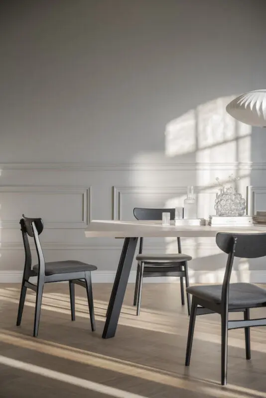 Rowico Rodham ruokailutuoli, musta - Image 6