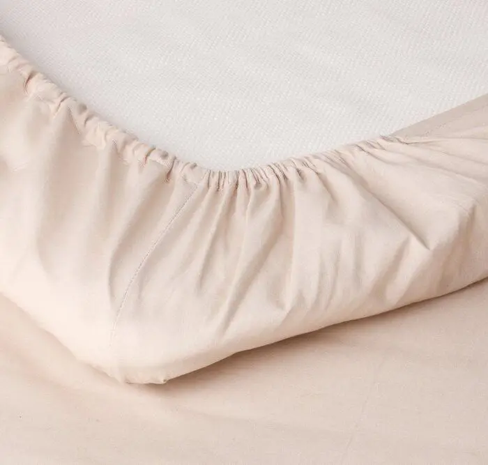 Muotoonommeltu lakana 180x200+25 cm beige