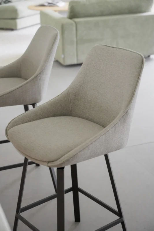 Rowico Alison baarituoli, beige/ mustat metallijalat - Image 3