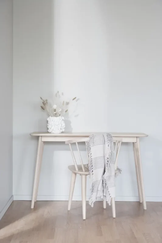 Rowico Carmen tuoli, valkopesty - Image 4